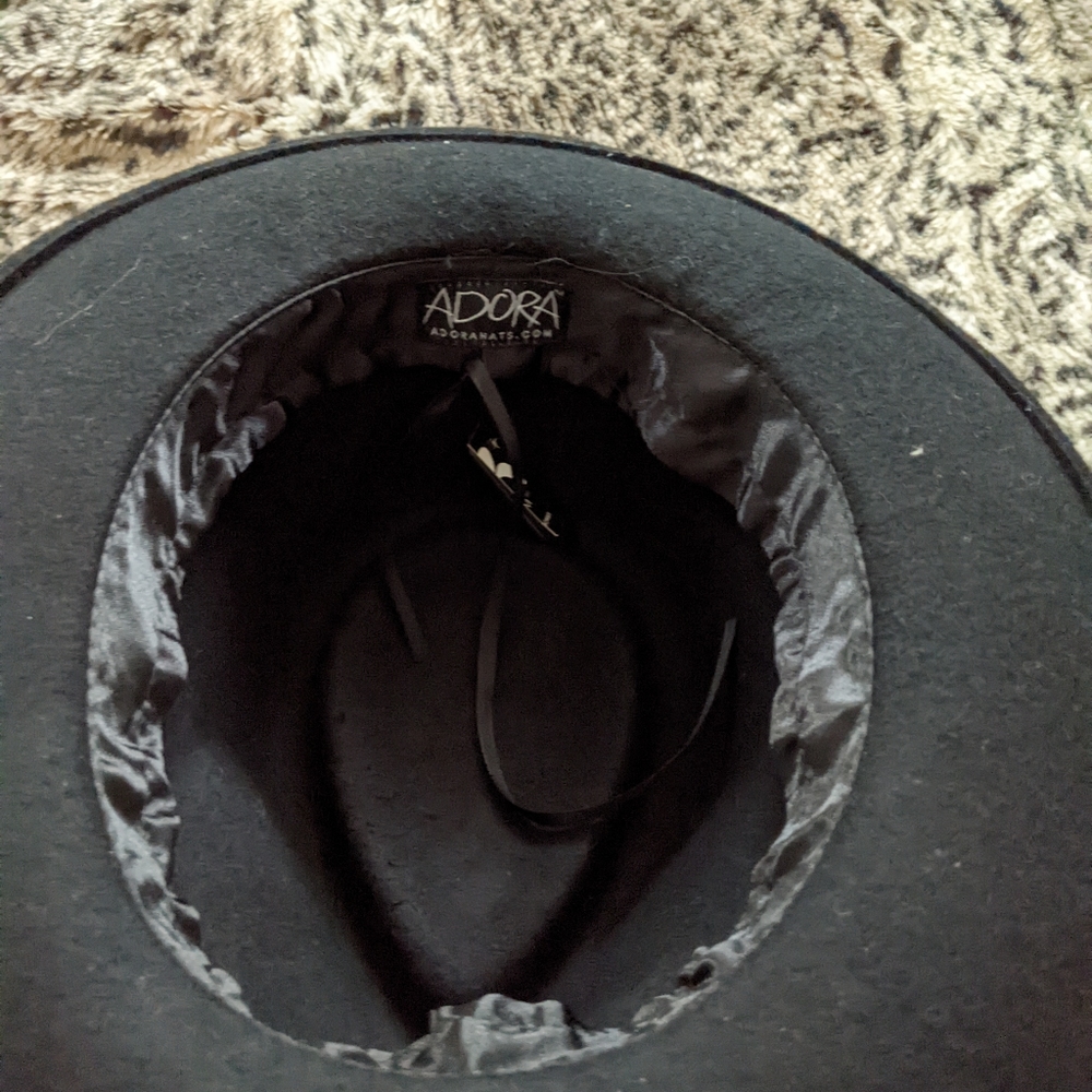 Hat - Picture 3 of 10